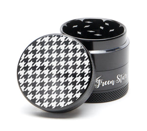 Open image in slideshow, 1.5&quot; (40mm) 4-Piece Grinder with Houndstooth Design
