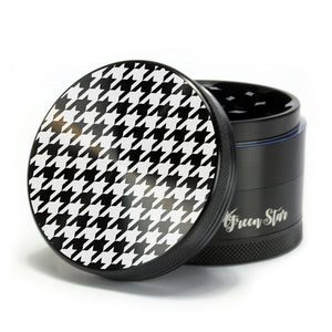 Open image in slideshow, Houndstooth Design on 2.5&quot; 4-Piece Herb Grinder
